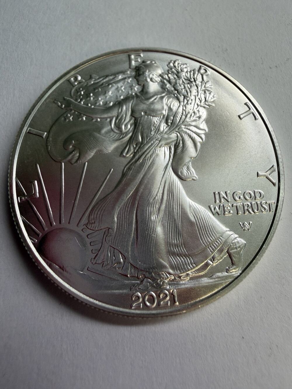 2021 Stunning NEAR PERFECT American Silver 1OZ $1 Eagle TYPE 2